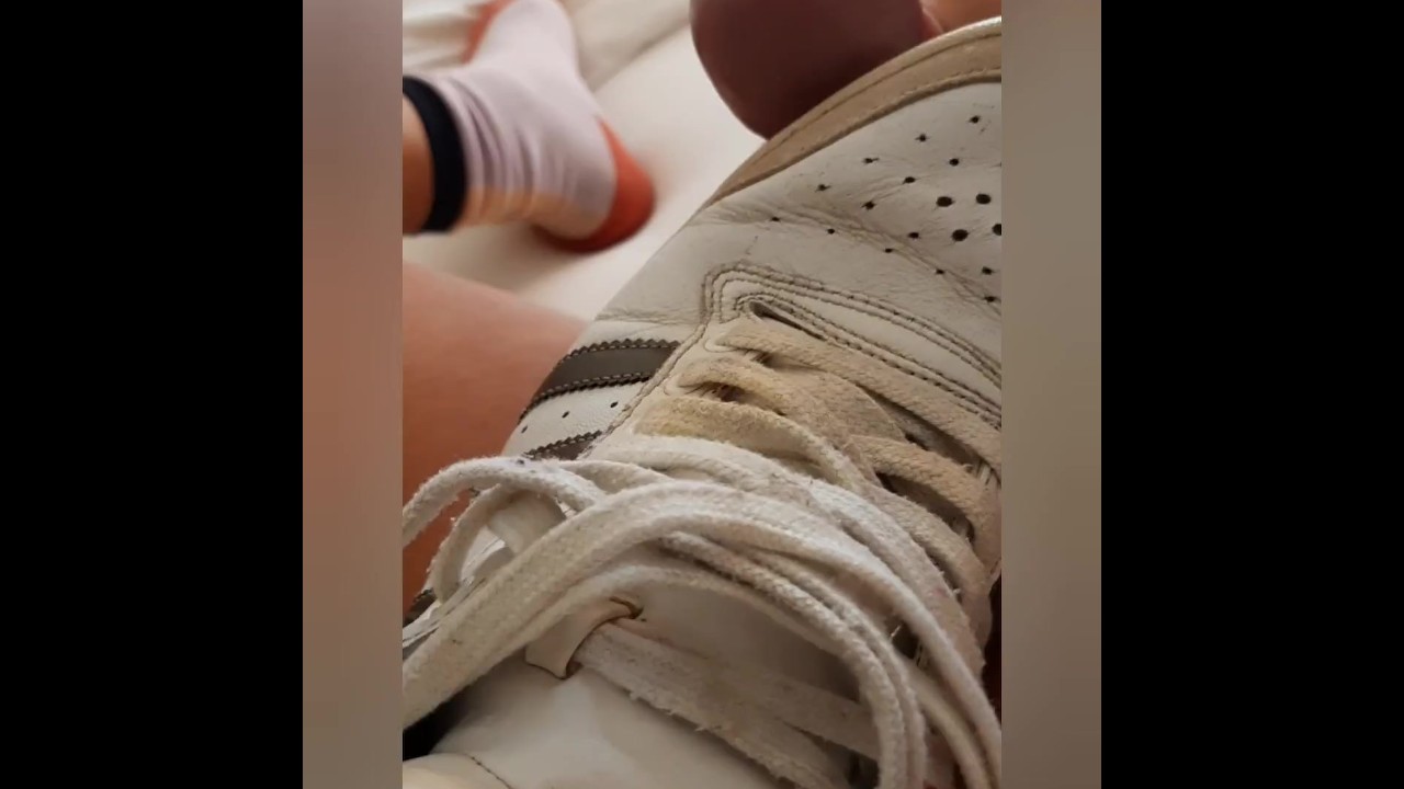 craig niesen recommends Bbw footdom brett pieper add cumming in sneakers photo