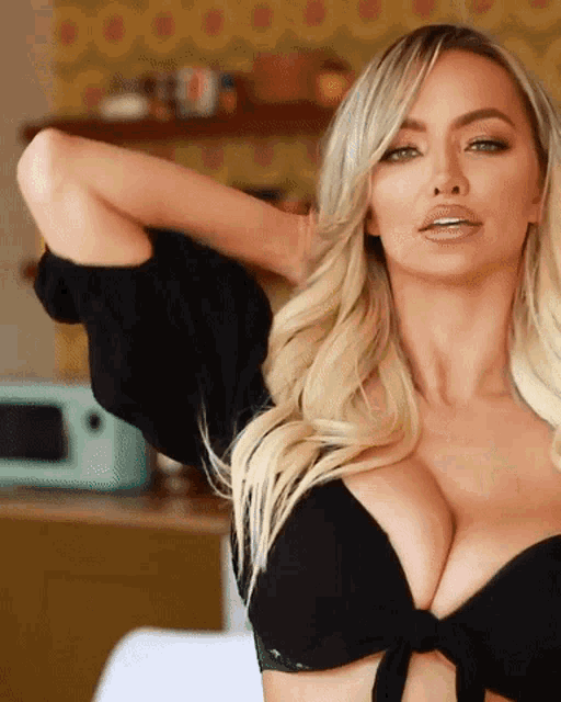 barbara kostick recommends lindsey pelas nip anna wold add lindsey pelas nip photo