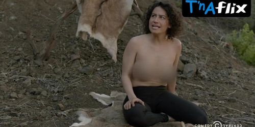 alexandra callaghan add ilana glazer boobs photo