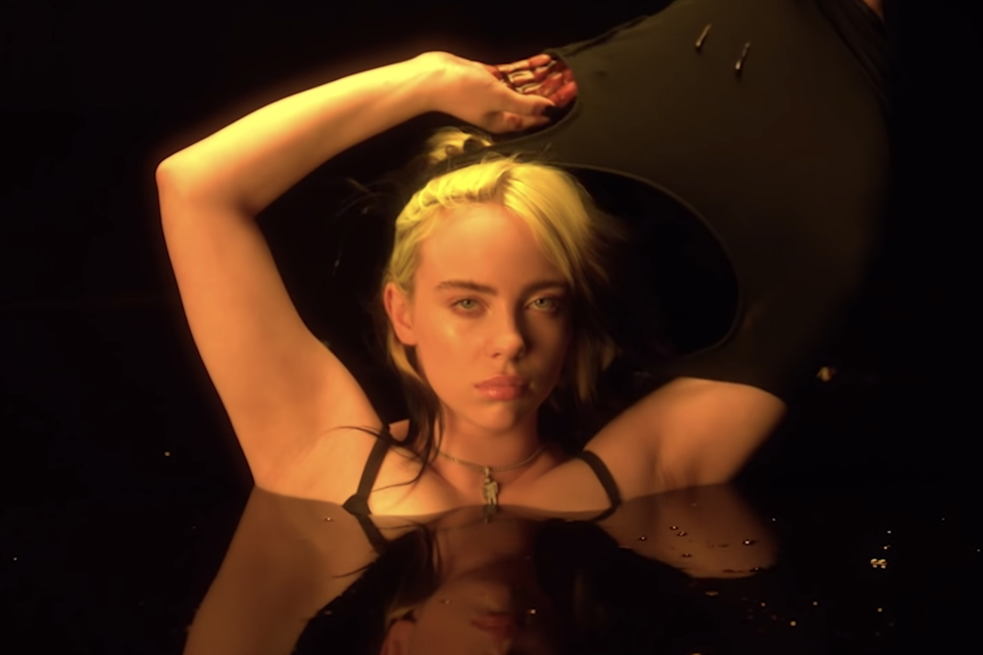 claribel marin recommends billie eilish thicc budi anwar add billie eilish thicc image