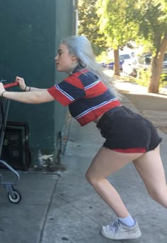 ama saplat recommends billie eilish thicc christi leedy add billie eilish thicc image
