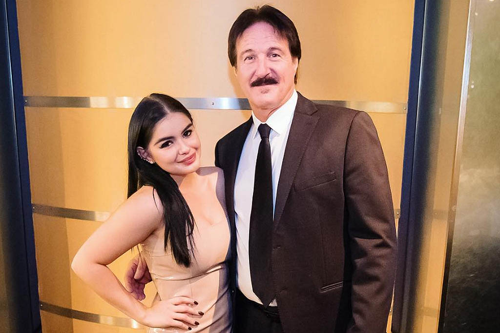 ann marie thornton recommends ariel winter topless anthony david thomas add ariel winter topless photo