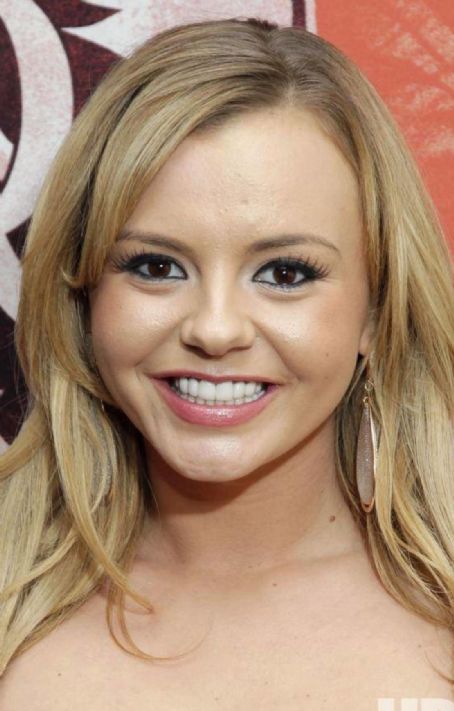 aditya prasetyo recommends Amteur voyeur bruce ackermann add Freya parkerporn photo