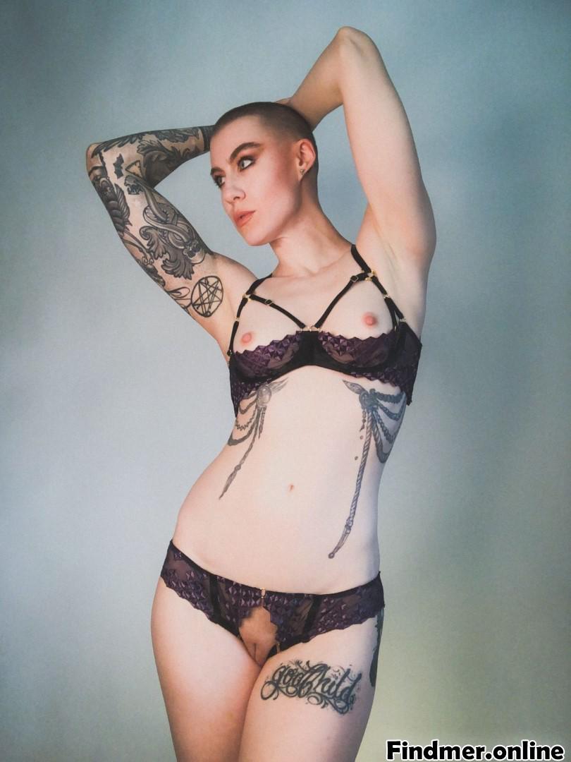 claudia shay add comicbookgirl19 nude photo
