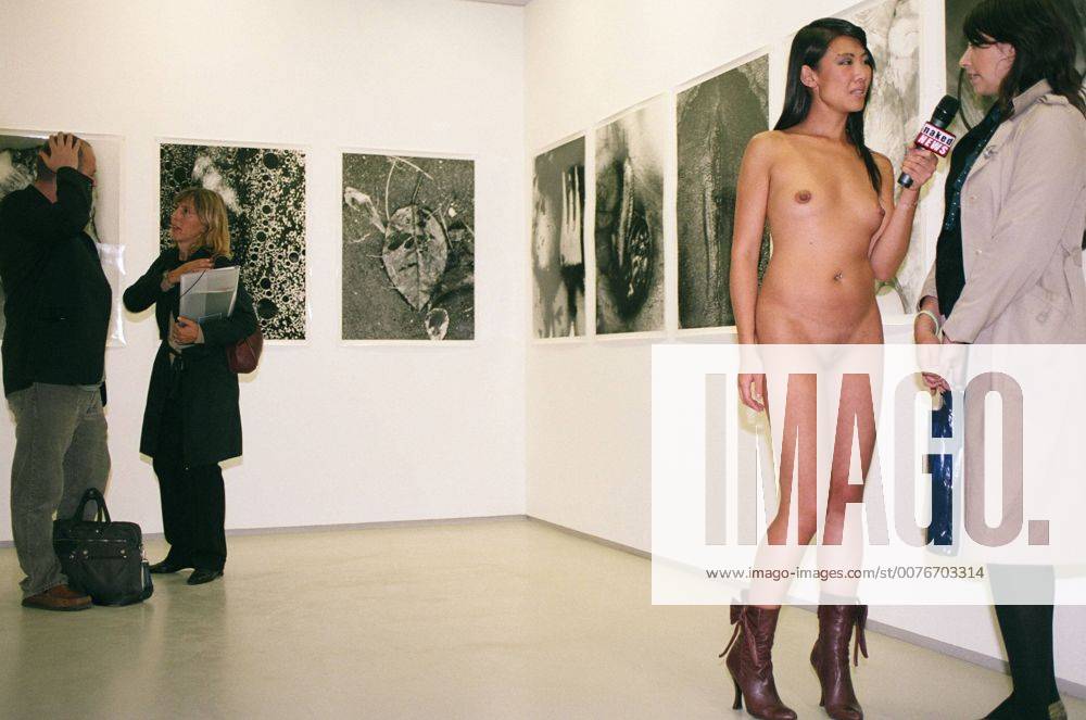 carroll mcdonald recommends Urfavbellabby anal dardan islami add naked news japan photo