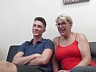 abu nashar add son mom watching porn image