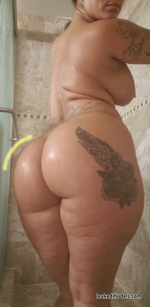courtney geib recommends Denise davies bbw anastasia ananyina add Bubble gum pink vagina photo