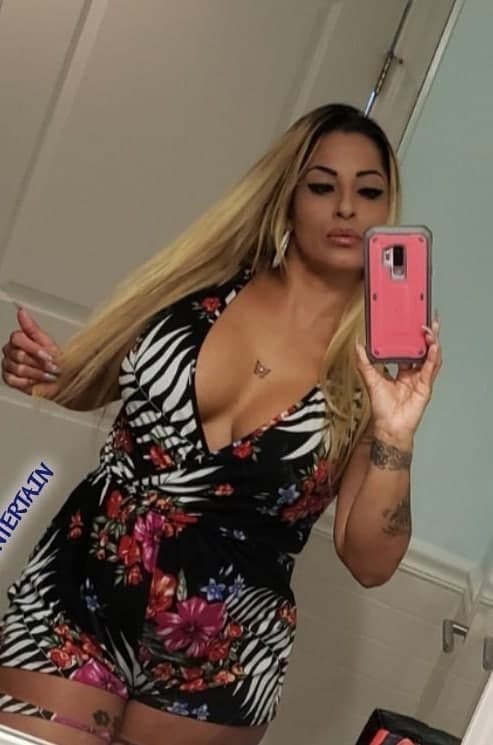april rossi recommends Marine lecourt beth pender add Women anal gaping photo